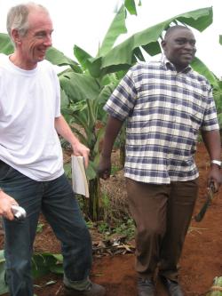 Mgenzi Byabachwezi and Rony Swennen in 2011